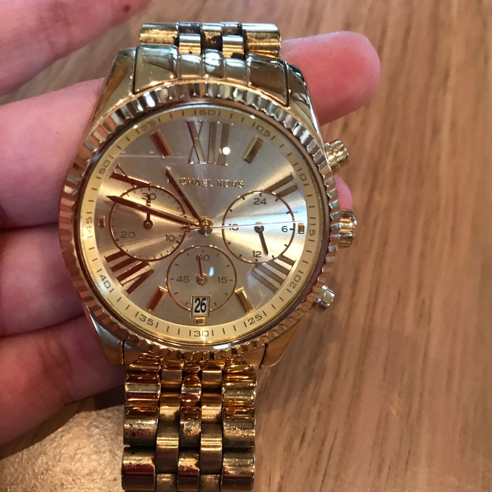 Like New Michael Kors Gold Watch
